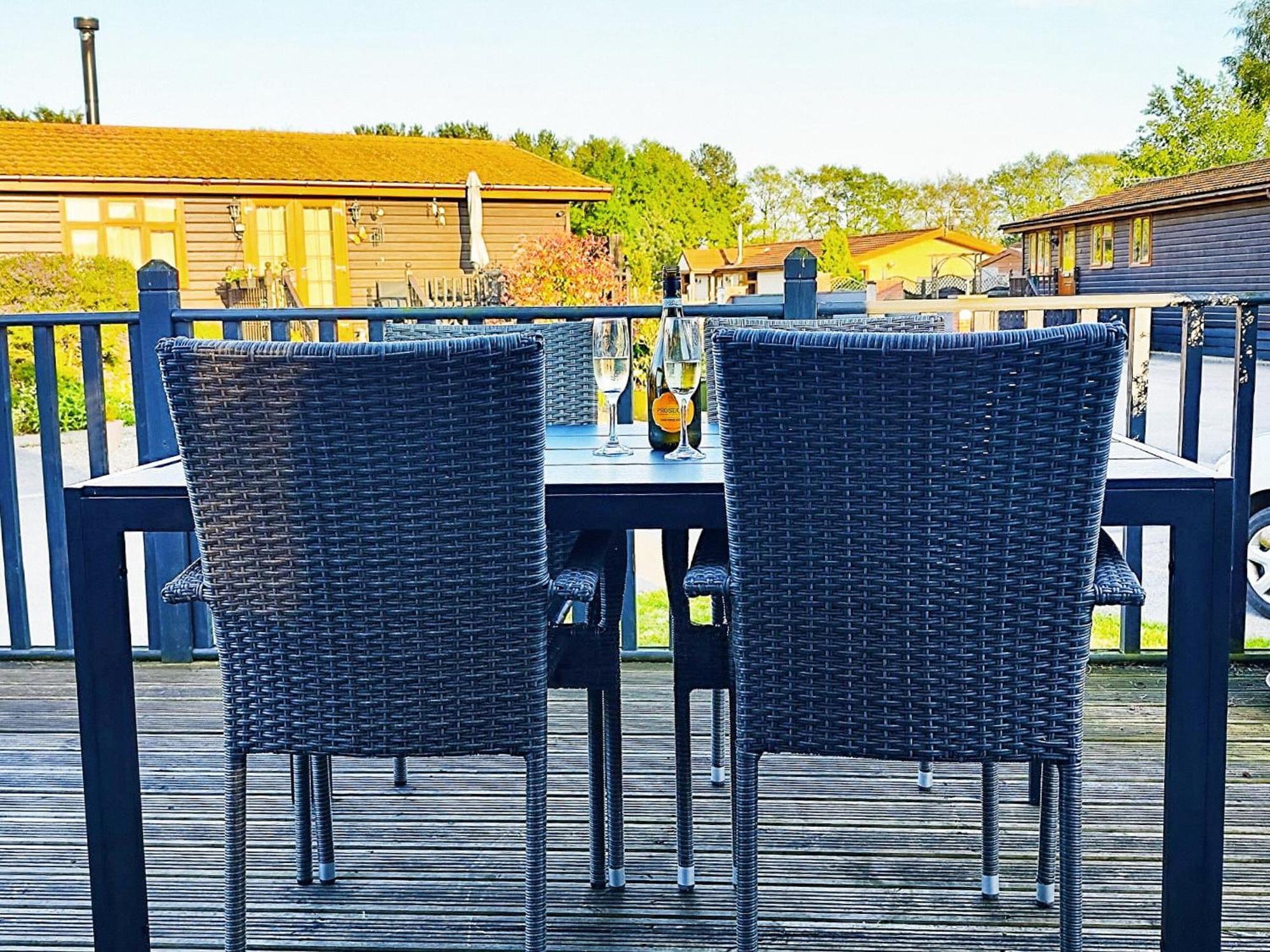 Jasmine Lodge Wilberfoss Экстерьер фото